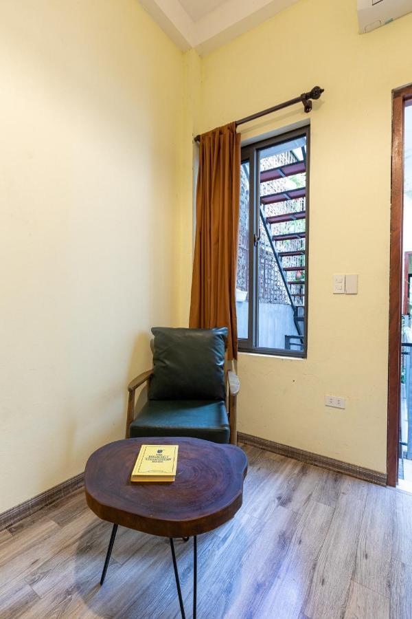 Nusmile Home & Travel 22 Hang Non, Old Town Hanoi Exterior photo